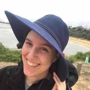 Meet your Posher, Ella